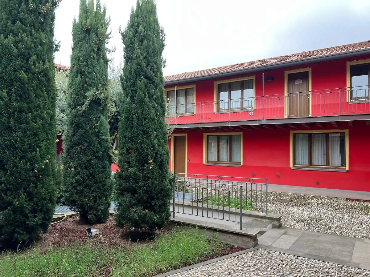 Casa Cleopatra Villa Bergamo 0*,